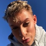 Profile Picture of alex meredith (@alxj.m) on Instagram