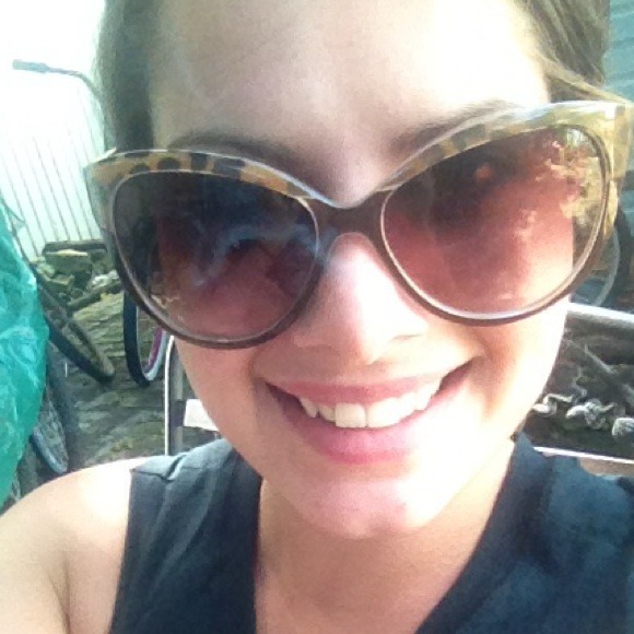 Profile Picture of Shelby Mcmiller (@slmcmiller) on Poshmark