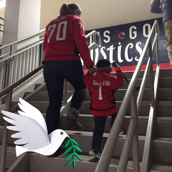 Profile Picture of Brianne Bates (@bri9797b) on Poshmark