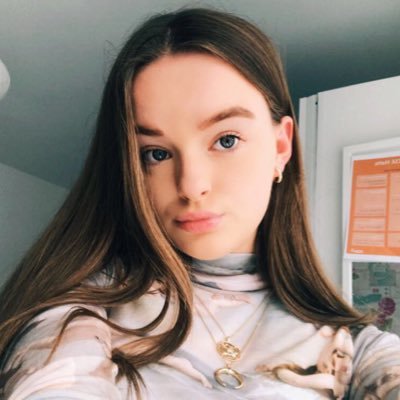 Profile Picture of Isobel Holmes (@isobelholmess) on Twitter