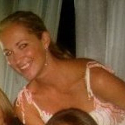 Profile Picture of Alexa F. Donnelly (@dressylexy) on Twitter