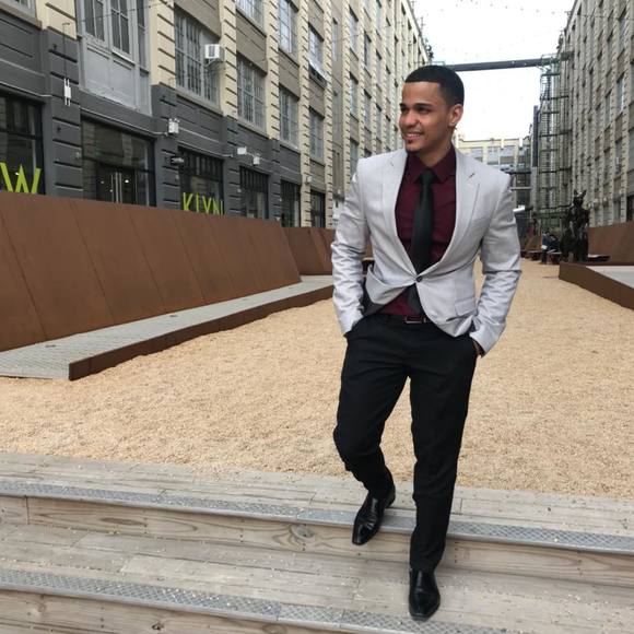 Profile Picture of Edwin Almonte (@edwin_almonte88) on Poshmark