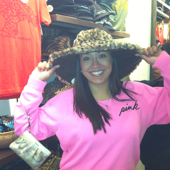 Profile Picture of Cassandra Petroski (@cpetroski) on Poshmark