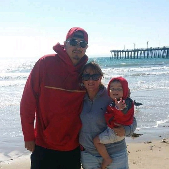 Profile Picture of Paul Castro (@castro2755) on Poshmark