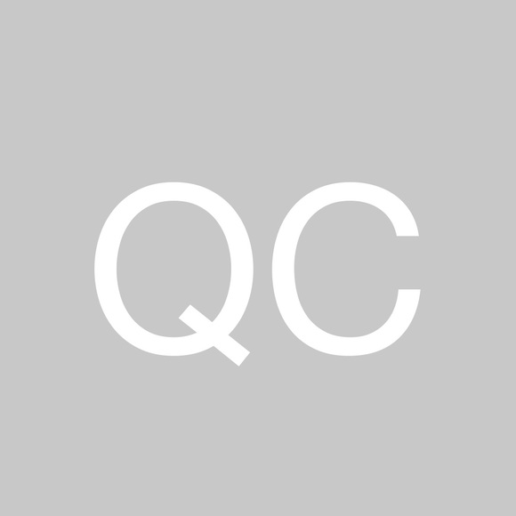 Profile Picture of Quirina Cohn (@qcohn) on Poshmark