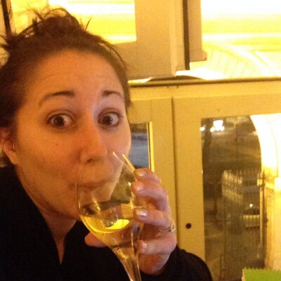 Profile Picture of Nichole (@DrNicholeRichie) on Twitter