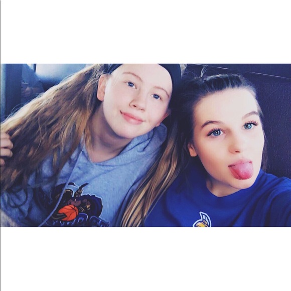 Profile Picture of Calija Dubach (@calijad02) on Poshmark