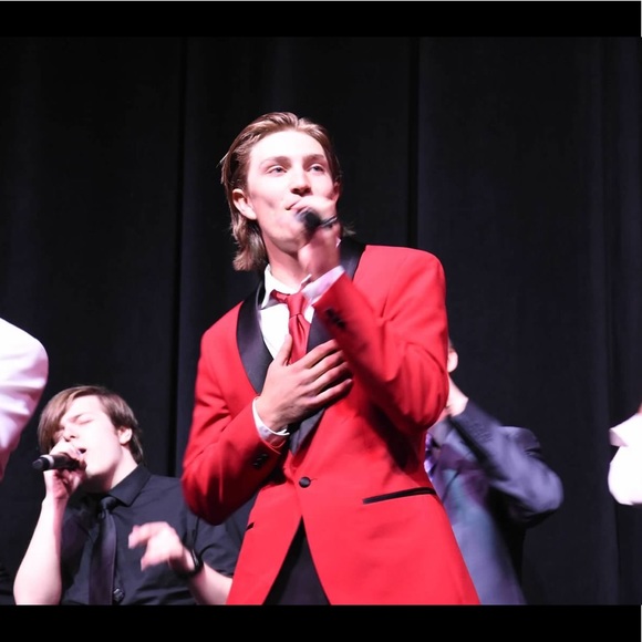 Profile Picture of Nick Sampson (@_nicks3_) on Poshmark