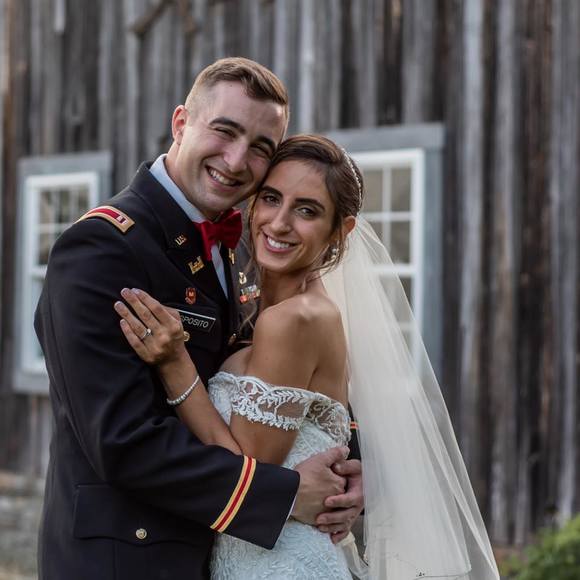 Profile Picture of Victoria Rizzuto (@vicrizzuto214) on Poshmark