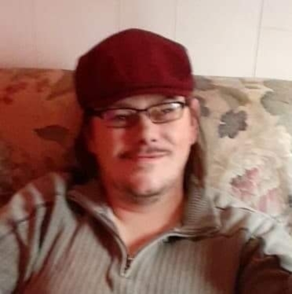 Profile Picture of Jeremiah Oconnor (@jeremiahocon260) on Poshmark