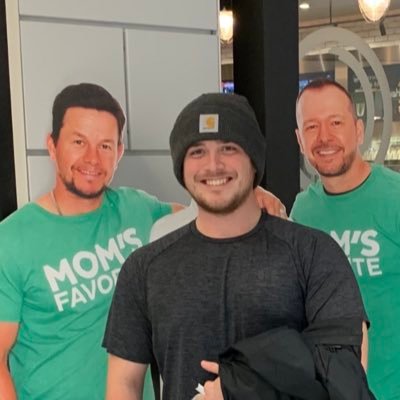 Profile Picture of Gluttonous Rex IV (@AustinLongg) on Twitter