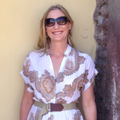 Profile Picture of Debsy (@DeborahSage2) on Twitter