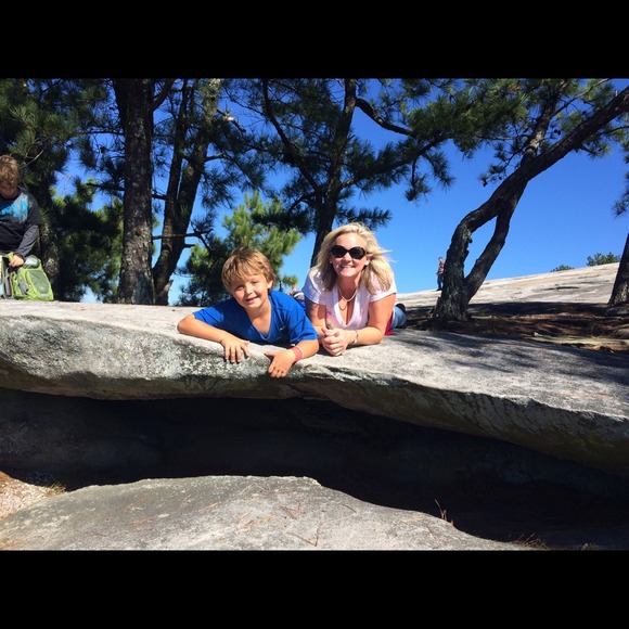 Profile Picture of Stacey Mitchell (@sam6891hhi) on Poshmark