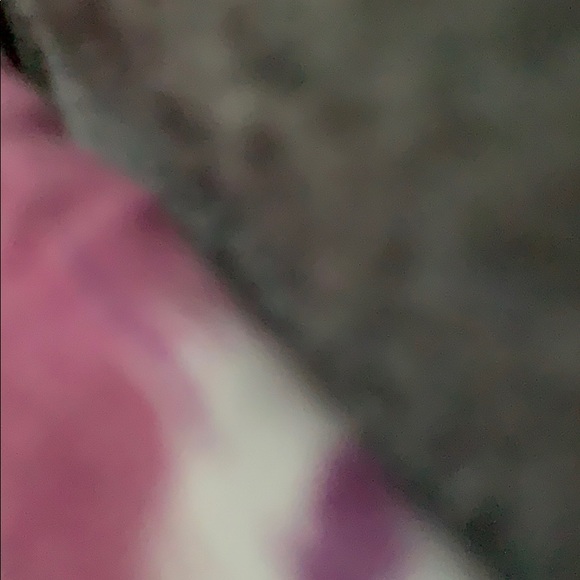 Profile Picture of Natalia Hanzelyova (@nataliahanz) on Poshmark