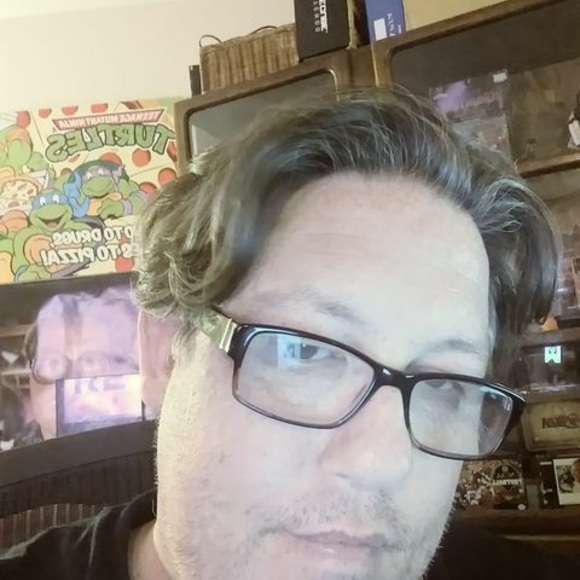 Profile Picture of Josh Watts (@joshwatts128) on Poshmark