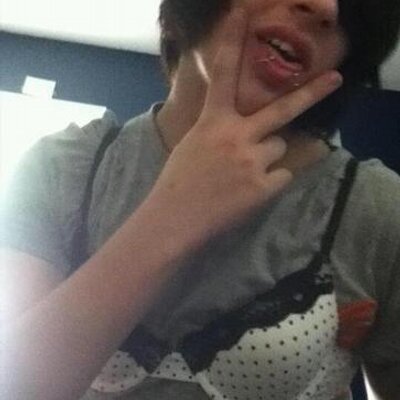 Profile Picture of Brandon Wile (@wilewild) on Twitter