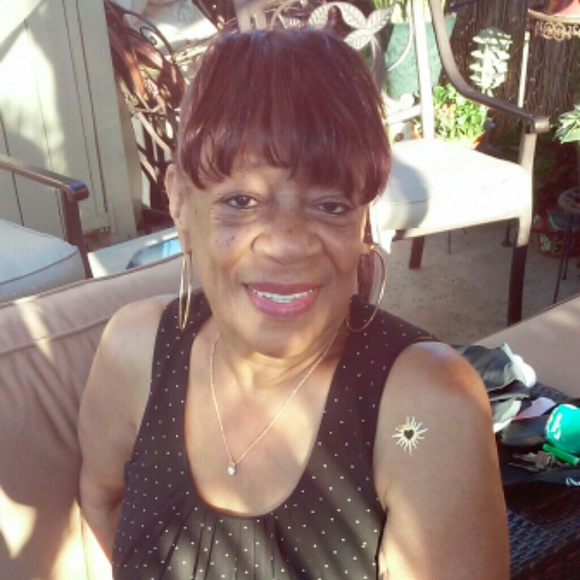 Profile Picture of Janice Thomas (@jvct50) on Poshmark