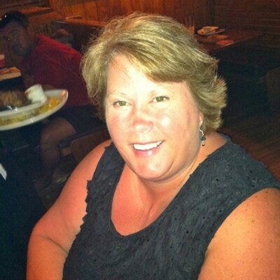 Profile Picture of Sherry Jeffries (@IscarySherry) on Twitter