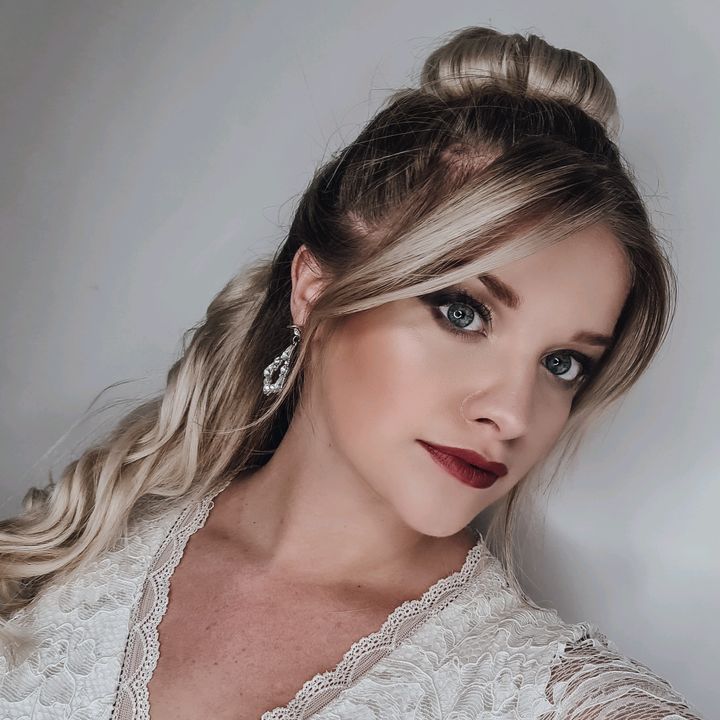 Profile Picture of Lisa Hanset (@lisahanset) on Tiktok