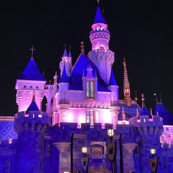 Profile Picture of Brianna Maciel (@simplybriibrii) on Poshmark