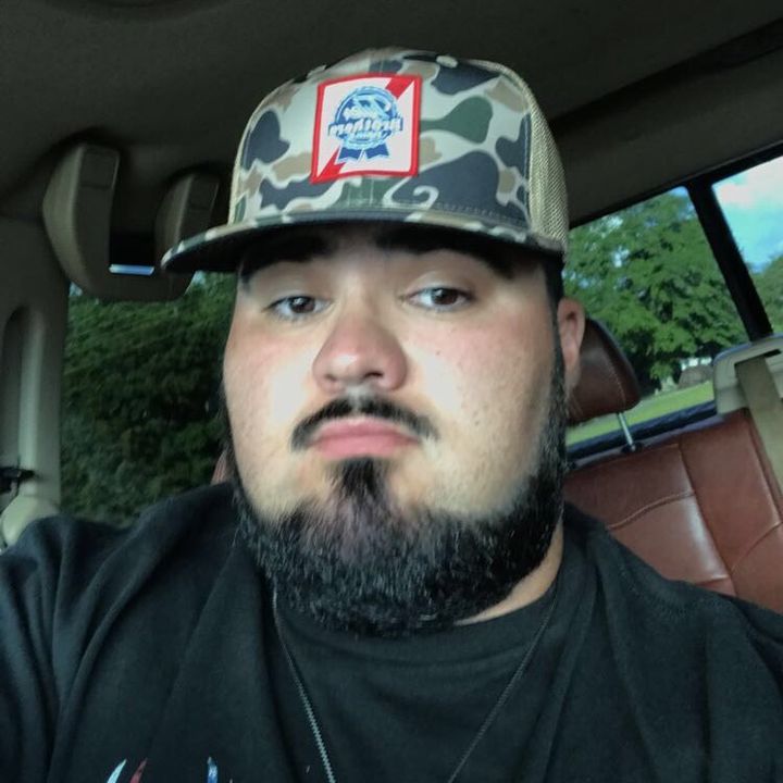 Profile Picture of Jake Chavis (@jakechavis) on Tiktok