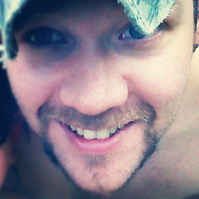 Profile Picture of Jimmy Joe Frazee (@FrazeeJimmy) on Twitter