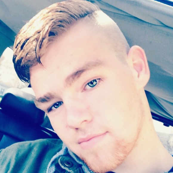 Profile Picture of Tyler Koontz (@7102_relyt) on Poshmark