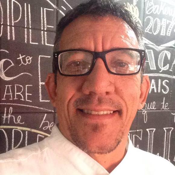 Profile Picture of Everaldo Pierro junior (@chefpierro) on Poshmark