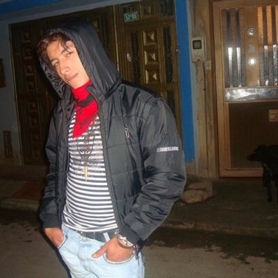 Profile Picture of Alejandro Saenz (@AlejandroSaen12) on Twitter