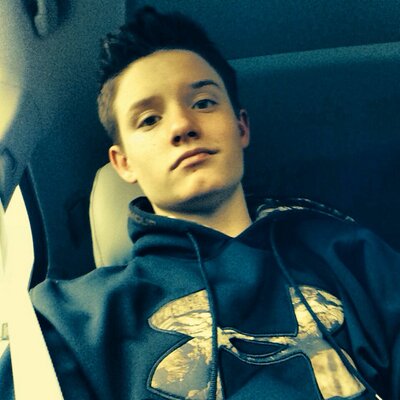 Profile Picture of Zach Locke (@Zach_locke09) on Twitter