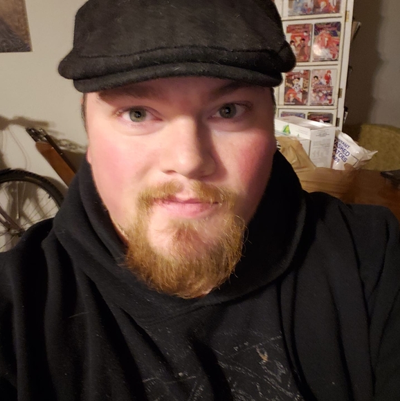 Profile Picture of Joshua Wellington (@thehofnar) on Poshmark