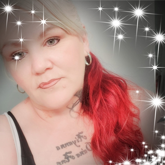 Profile Picture of Bree Lummus (@breelummus2019) on Poshmark