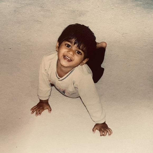 Profile Picture of Varun Murthy (@murthy1999) on Poshmark