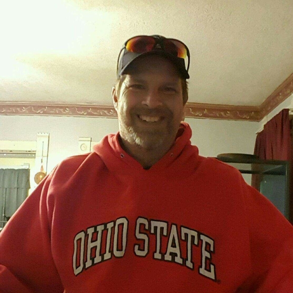 Profile Picture of Greg Cramblett (@cramy64) on Poshmark