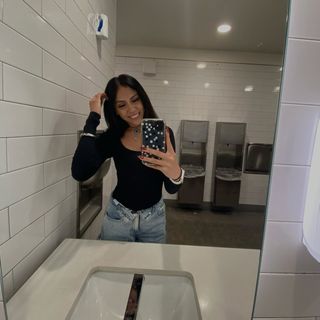 Profile Picture of jacqueline camacho (@jacquelineann881) on Instagram