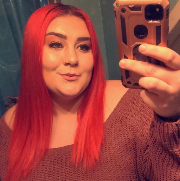 Profile Picture of Autumn Walters (@autybug) on Poshmark