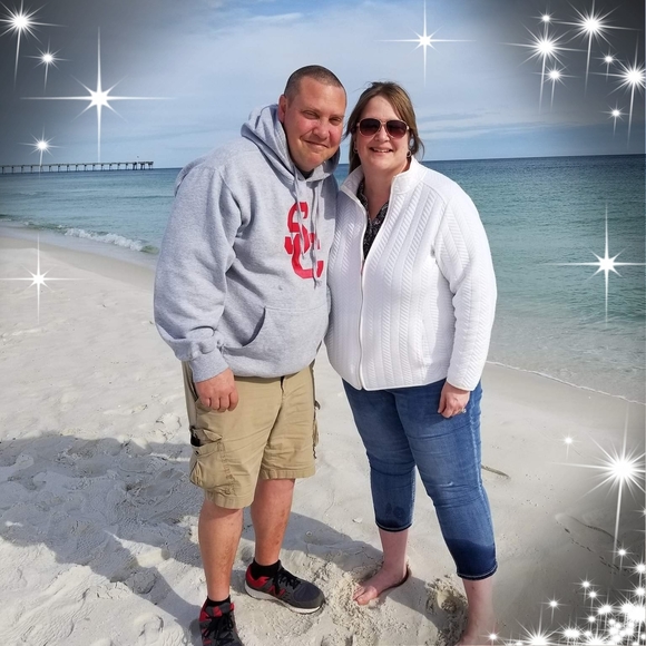 Profile Picture of Diane Davidson lovell (@dml0201) on Poshmark