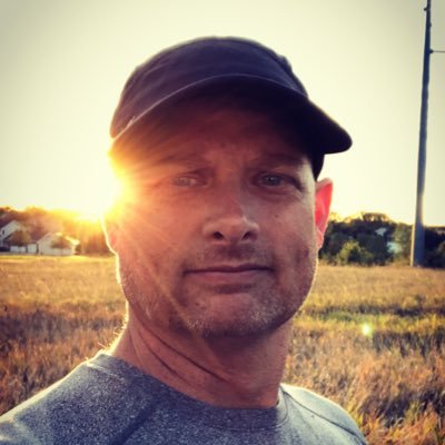 Profile Picture of Ron Quick (@RDQuick2020) on Twitter