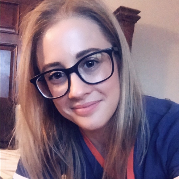 Profile Picture of Aileen Chudzik (@achudzik88) on Poshmark