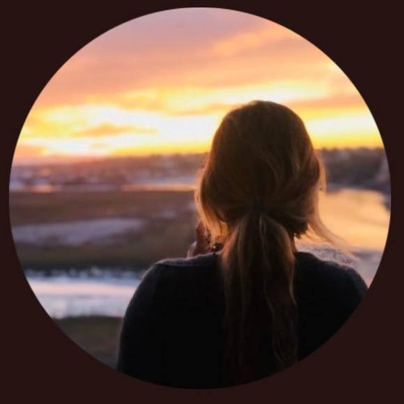 Profile Picture of Allison Chapman (@allisonchapper) on Poshmark