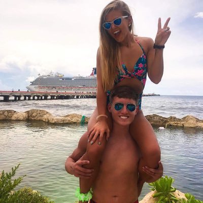 Profile Picture of Trey White (@TreyTBoWhite24) on Twitter