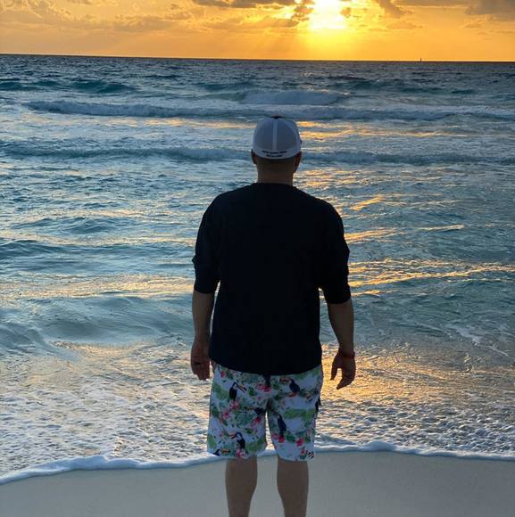 Profile Picture of Alejandro Salcedo (@alexsalcedo77) on Poshmark