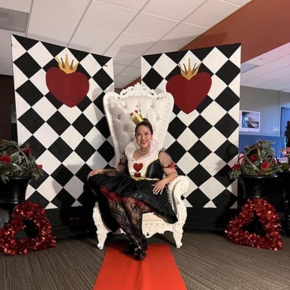 Profile Picture of Nam Dinh (@ndinh327) on Poshmark