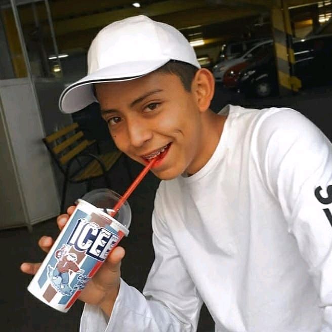 Profile Picture of fans de Aaron ganoa (@aaronganoaaaa) on Tiktok