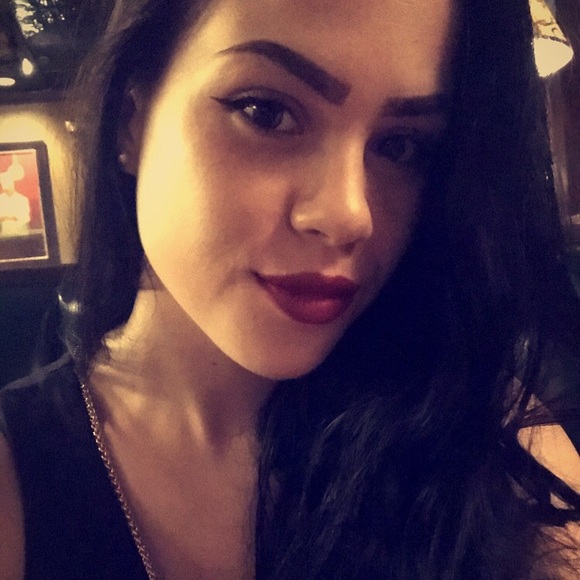 Profile Picture of Savannah Mcdaniel (@savvmc) on Poshmark