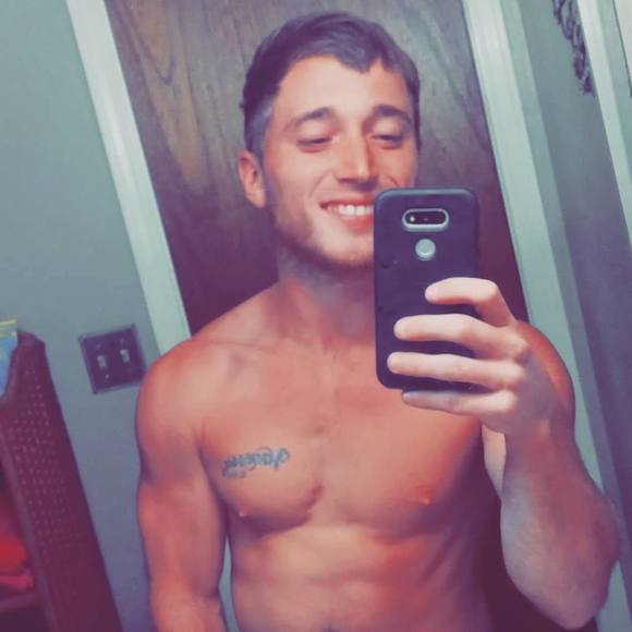 Profile Picture of Tyler Workman (@tmworkman2020) on Poshmark