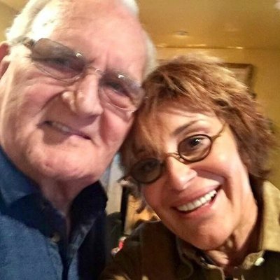 Profile Picture of Shelley Kennedy (@SKennedy2015) on Twitter