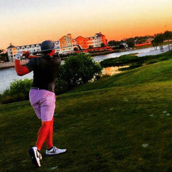 Profile Picture of Pat Zlotek (@patzlotek) on Poshmark