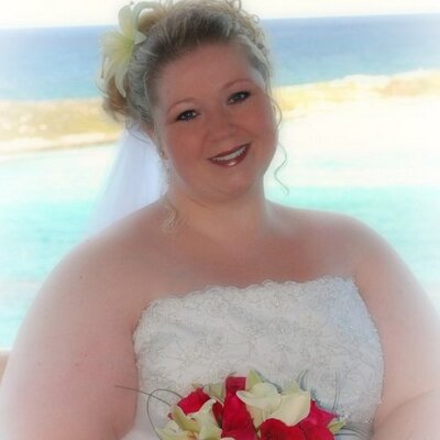 Profile Picture of Lisa Reese (@DCLBride) on Twitter