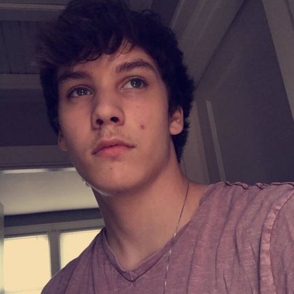 Profile Picture of Jake Schwab (@jake513s) on Poshmark